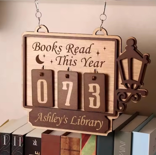 Book Counter | Personalisierbarer Holz Bücher Tracker fürs Bücherregal
